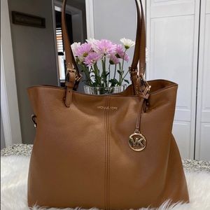COPY - BNWT Michael Kors bag